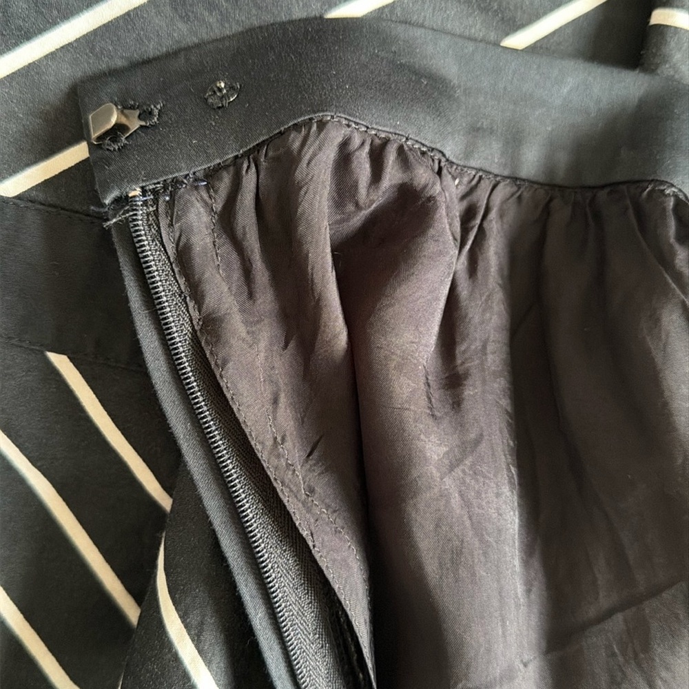 Givenchy Nouvelle Boutique black white cotton skirt, size 2 - Picture 8 of 8